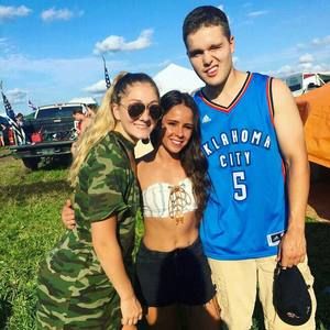 Meet your Posher, Marina